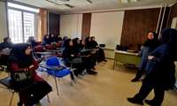 تشکیل دوره آموزشی تخصصی ارائه خدمات استاندارد به میانسالان و سالمندان در مرکز بهداشت همدان